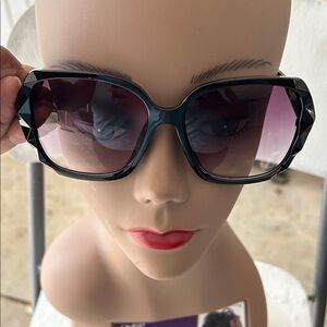 Black Oversized Faceted Frame Women's Sunglasses